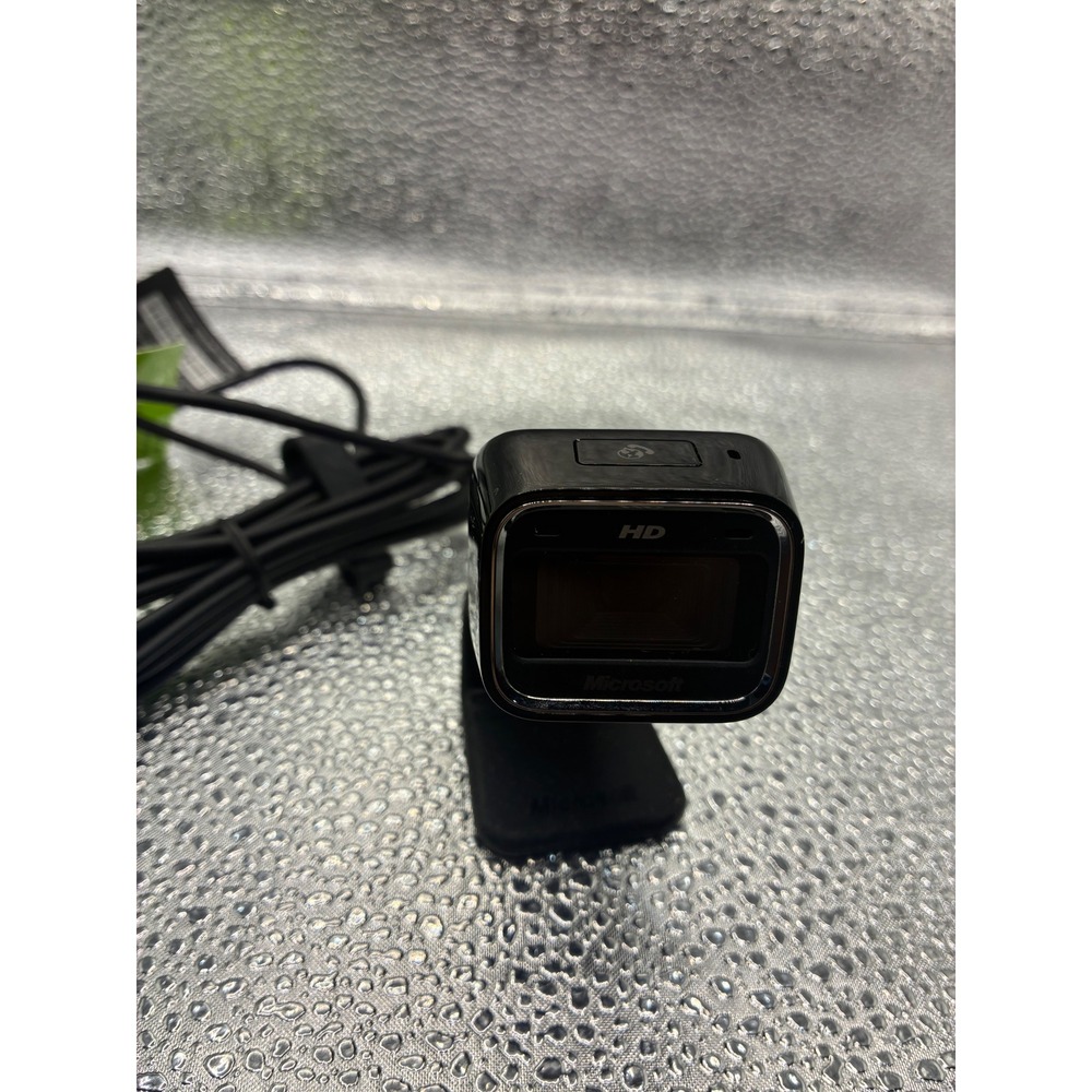 Microsoft LifeCam HD-5000 720p HD Webcam Black Model 1415 USB Video Camera